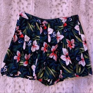 Floral Skort - BNWOT
